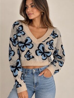 Madden NYC Beige V-Neck Crop Sweater with Blue Butterfly Accents Size Medium